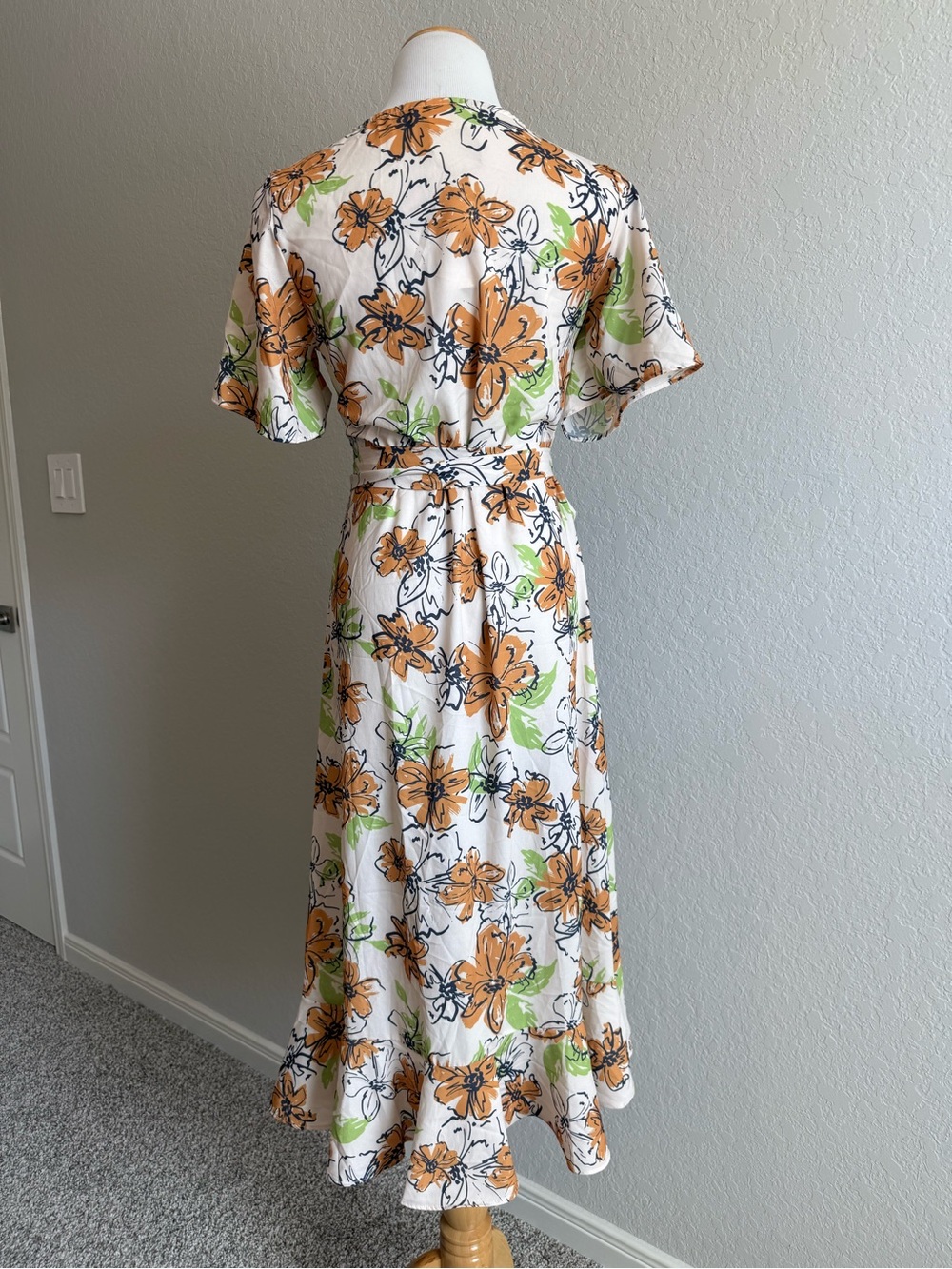 Grace & Emma Floral Wrap Midi Dress - Picture 4 of 7